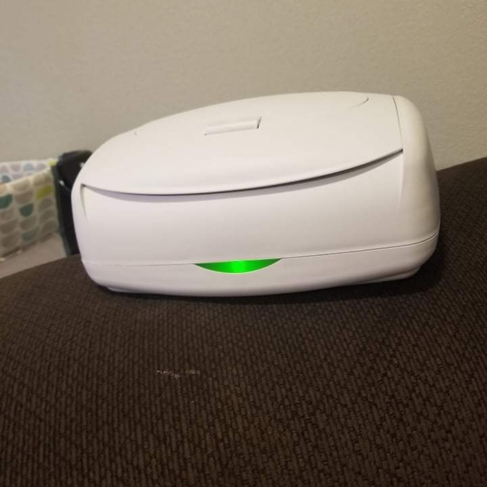 Wipe warmer